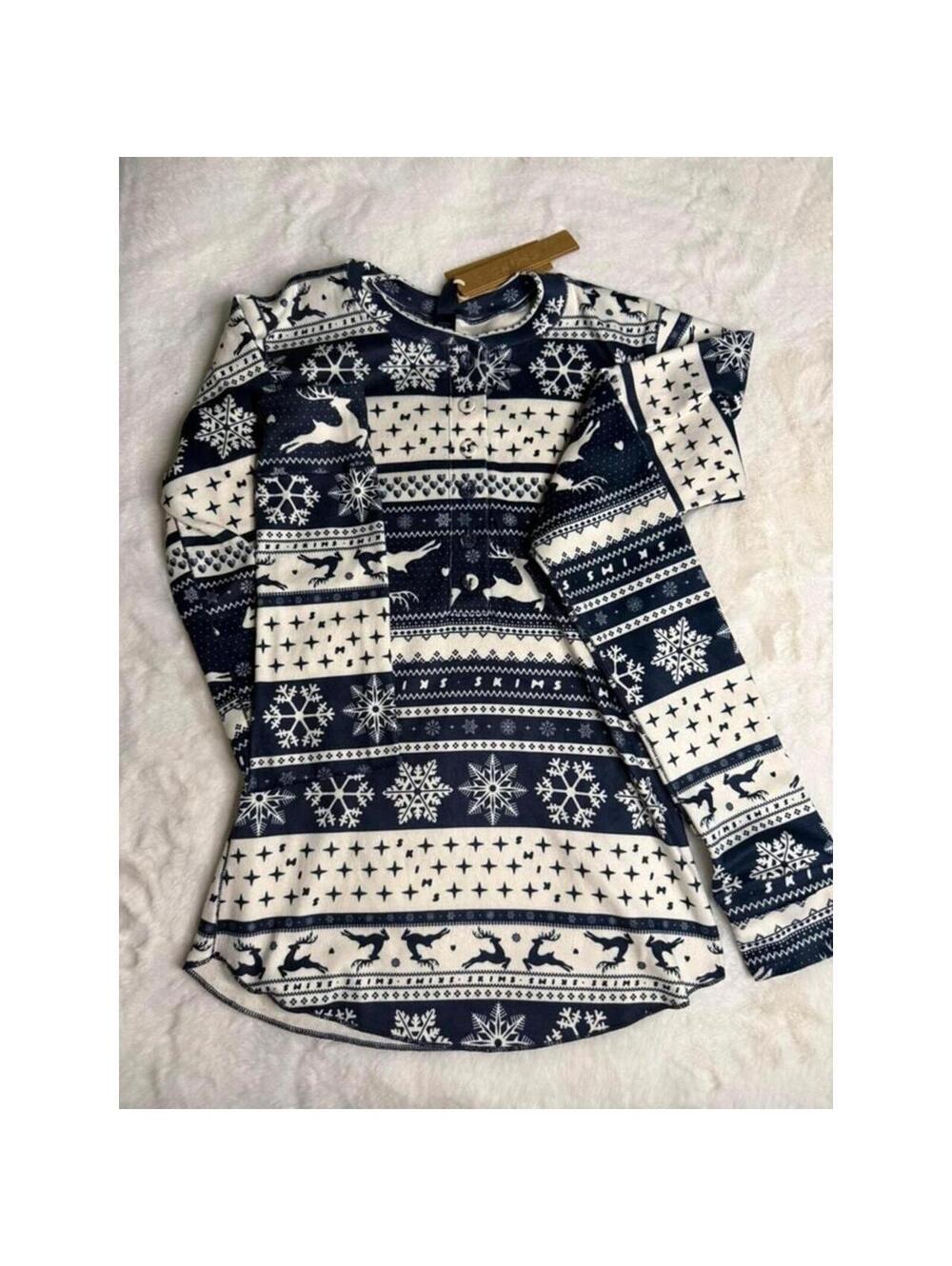 SKIMS Plush Henley Top Navy Fair Isle Deer Print XXS NWT